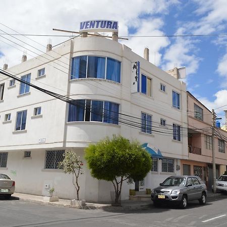 Hotel Ventura Riobamba Eksteriør bilde